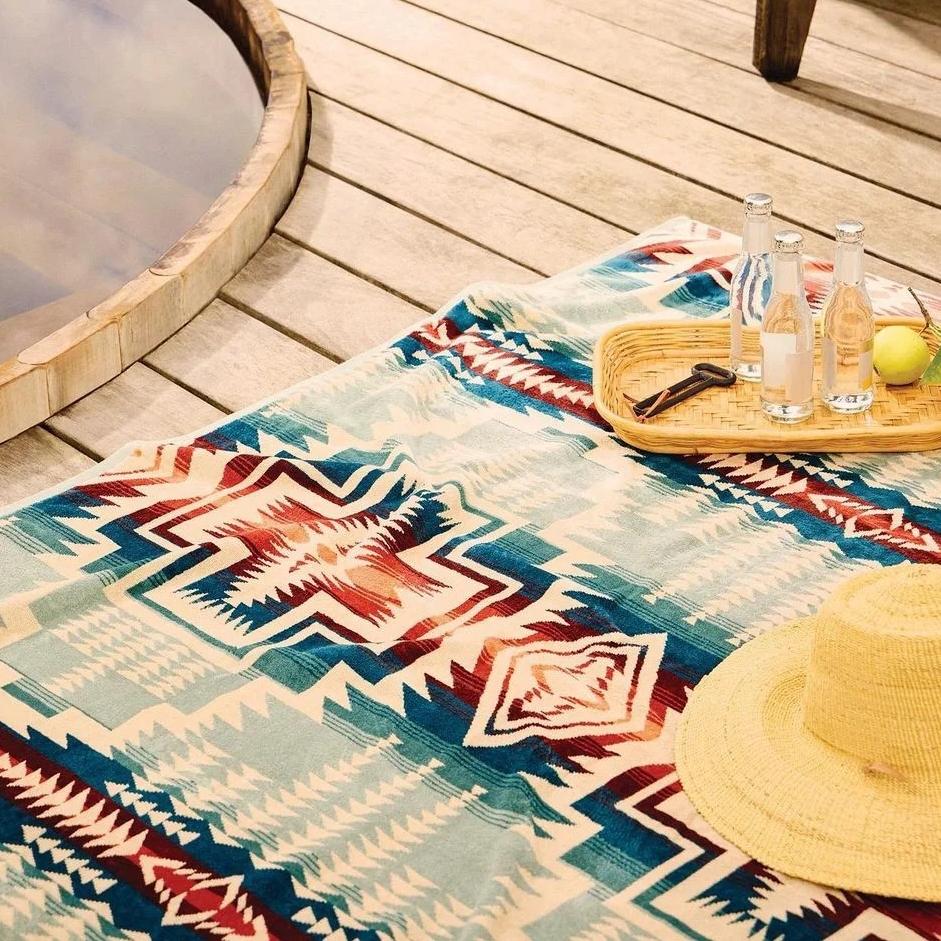 Southwestern-Inspired Outdoor Blanket