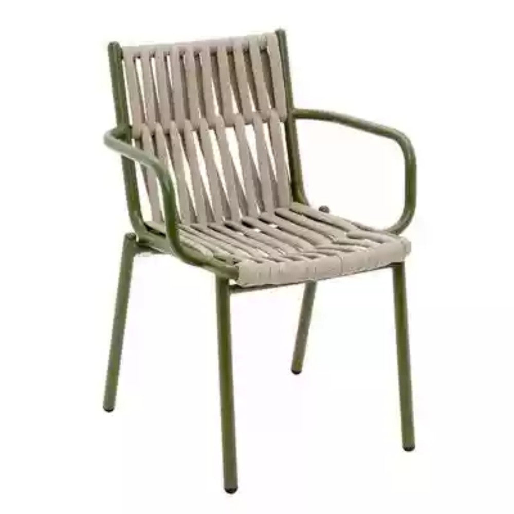 Wicker Lounge Chair with Cushions
