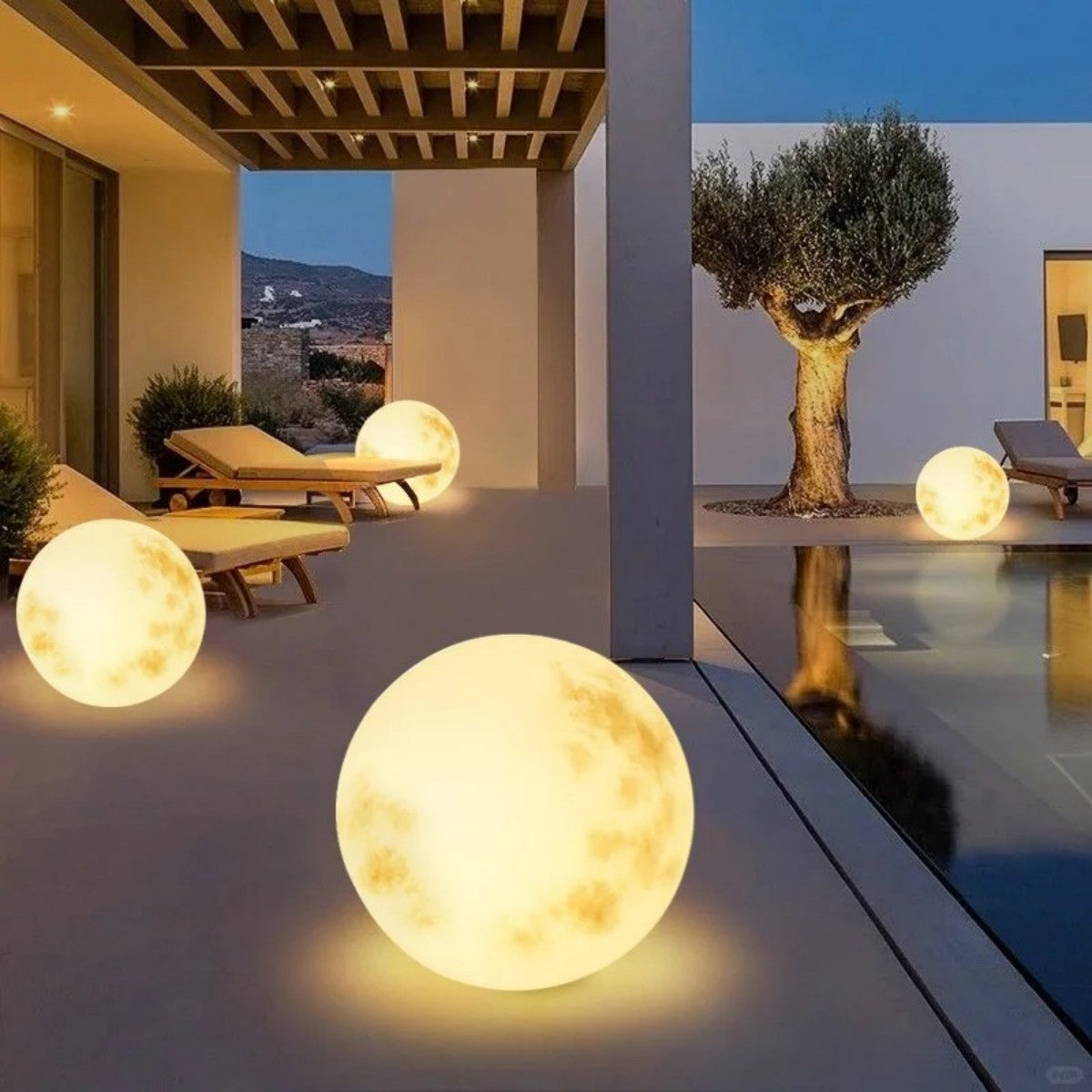 Waterproof Moon Globe Light