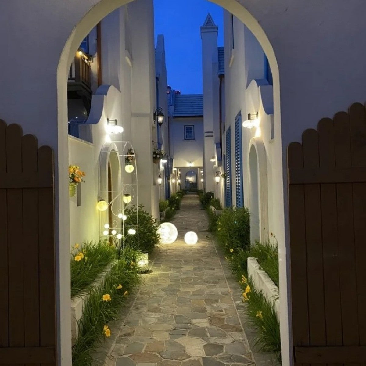 Floating LED Pathway Lights