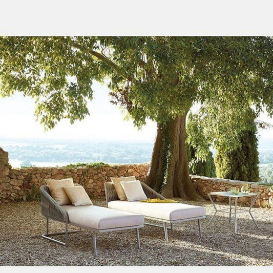 Set of 2 Outdoor Wicker Chaise Lounge Chairs