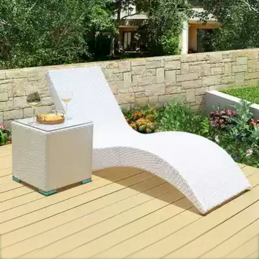 Modern Outdoor Wicker Chaise Lounge Chair with Side Table