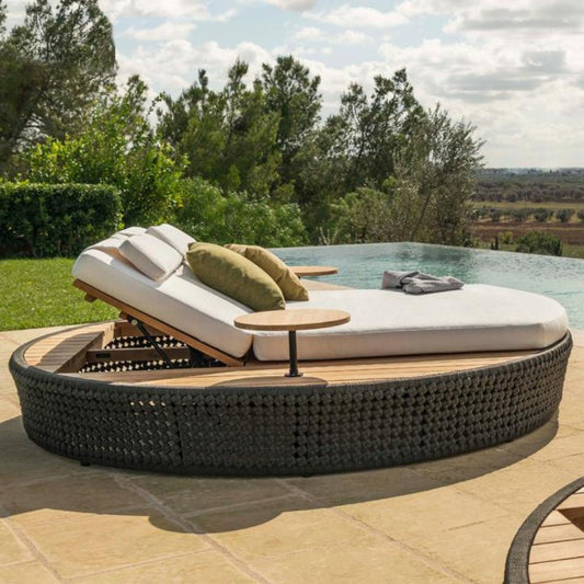 Outdoor Round Wicker Daybed with Adjustable Backrest and Side Tables