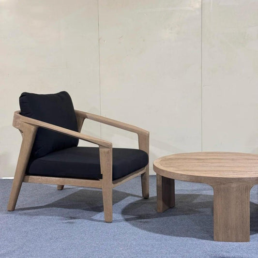 Modern Outdoor Lounge Chair and Coffee Table Set