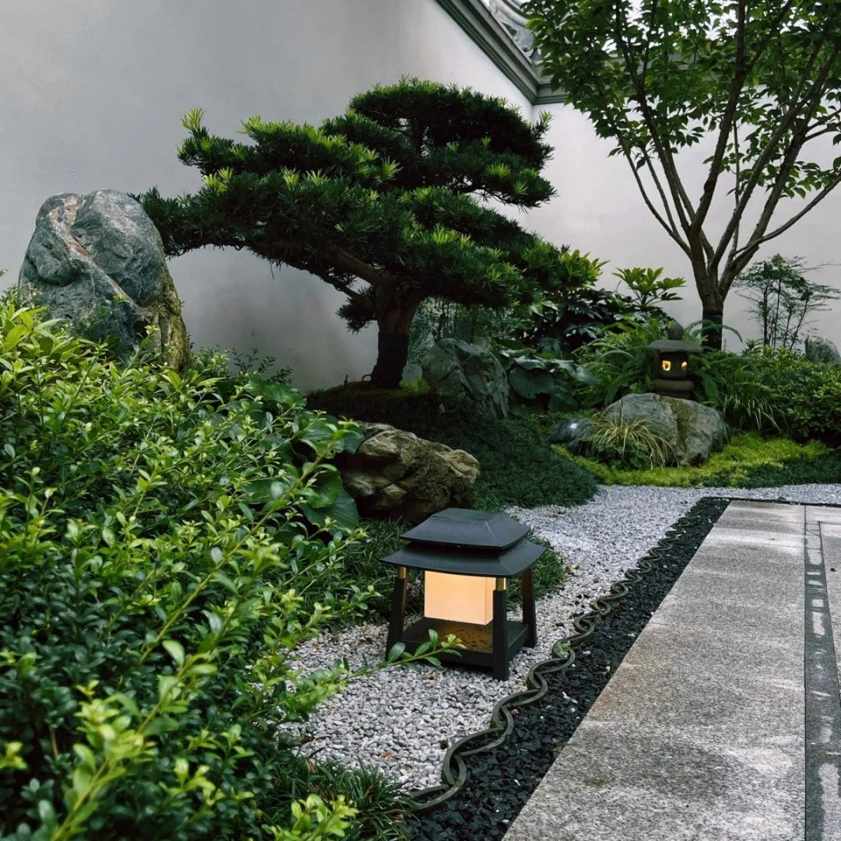 Zen Garden Pathway Lantern