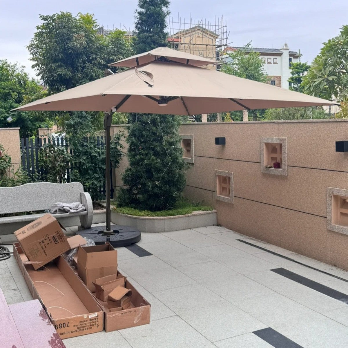 10FT Cantilever Patio Umbrella with Double Top Vent and UV